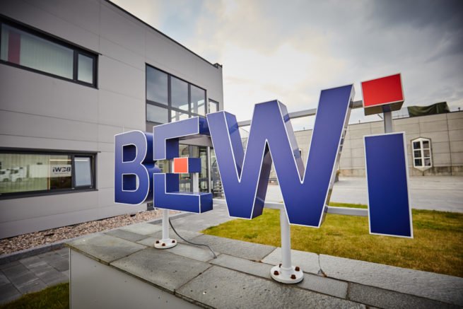 YooF Photography Krzysztof Zboralski